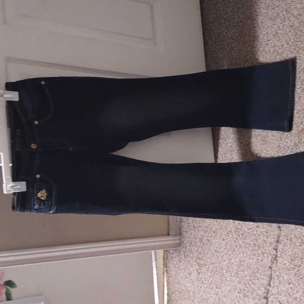 2 pair of jeans